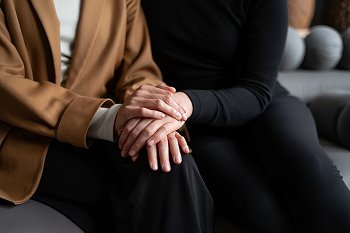 Психологическая помощь Где получить бесплатную психологическую помощь в Волгограде